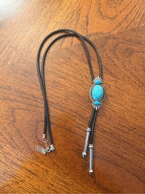 Idyllwind Turquoise and Silver Bolo Necklace
